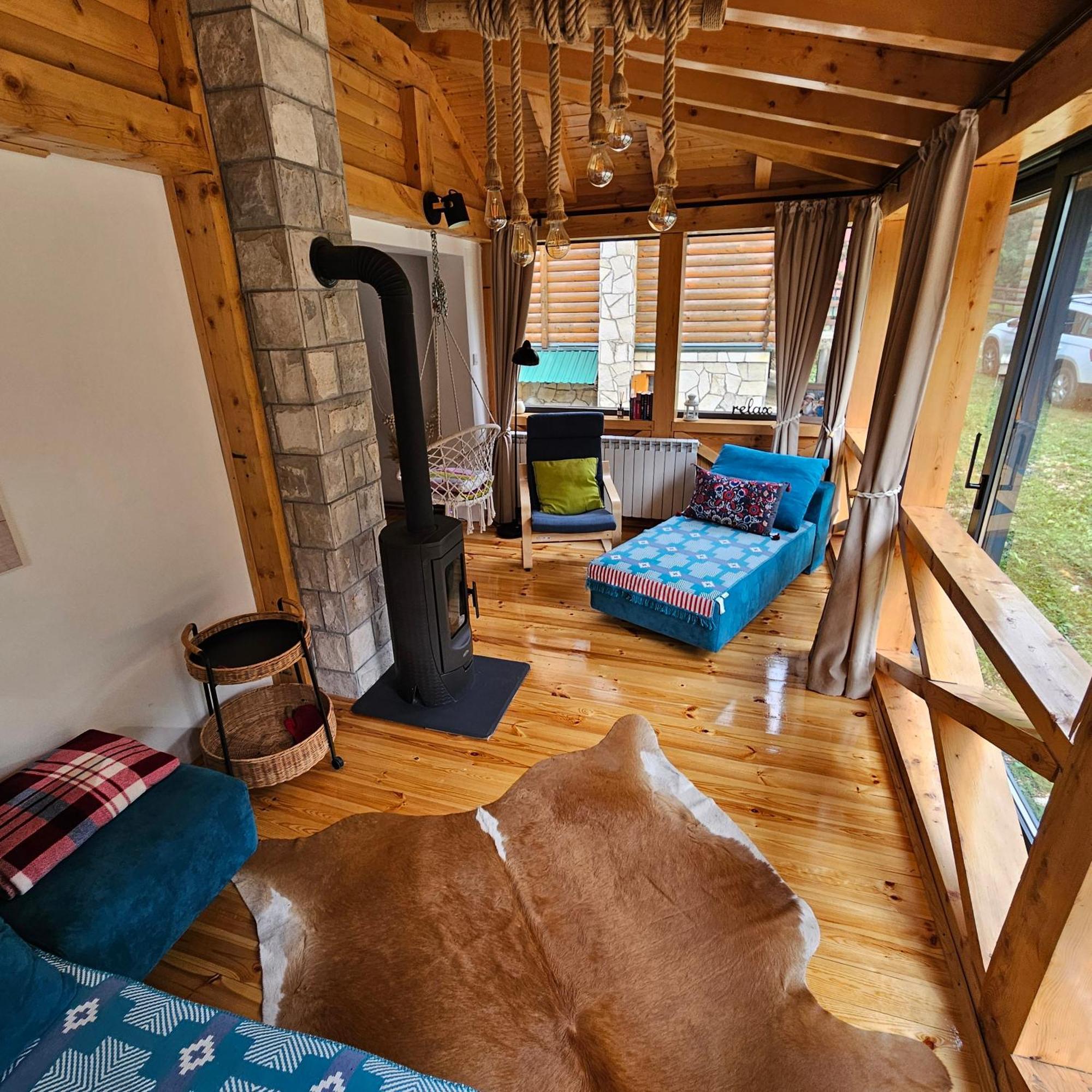 Black Holiday home Zabljak (Zabljak)